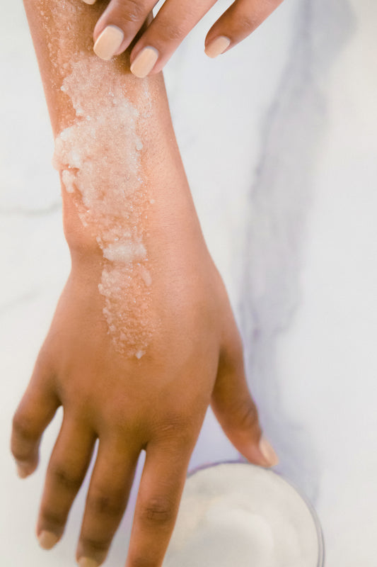 WHITE GINGER LEI FLORAL SUGAR BODY SCRUB